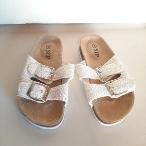 🔥Sip N' Sparkle glitter double-buckle girls size 8 sandals